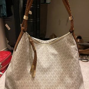 Micheal kors bag